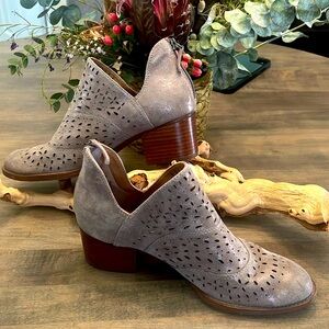 Sofft Wyoming ankle bootie